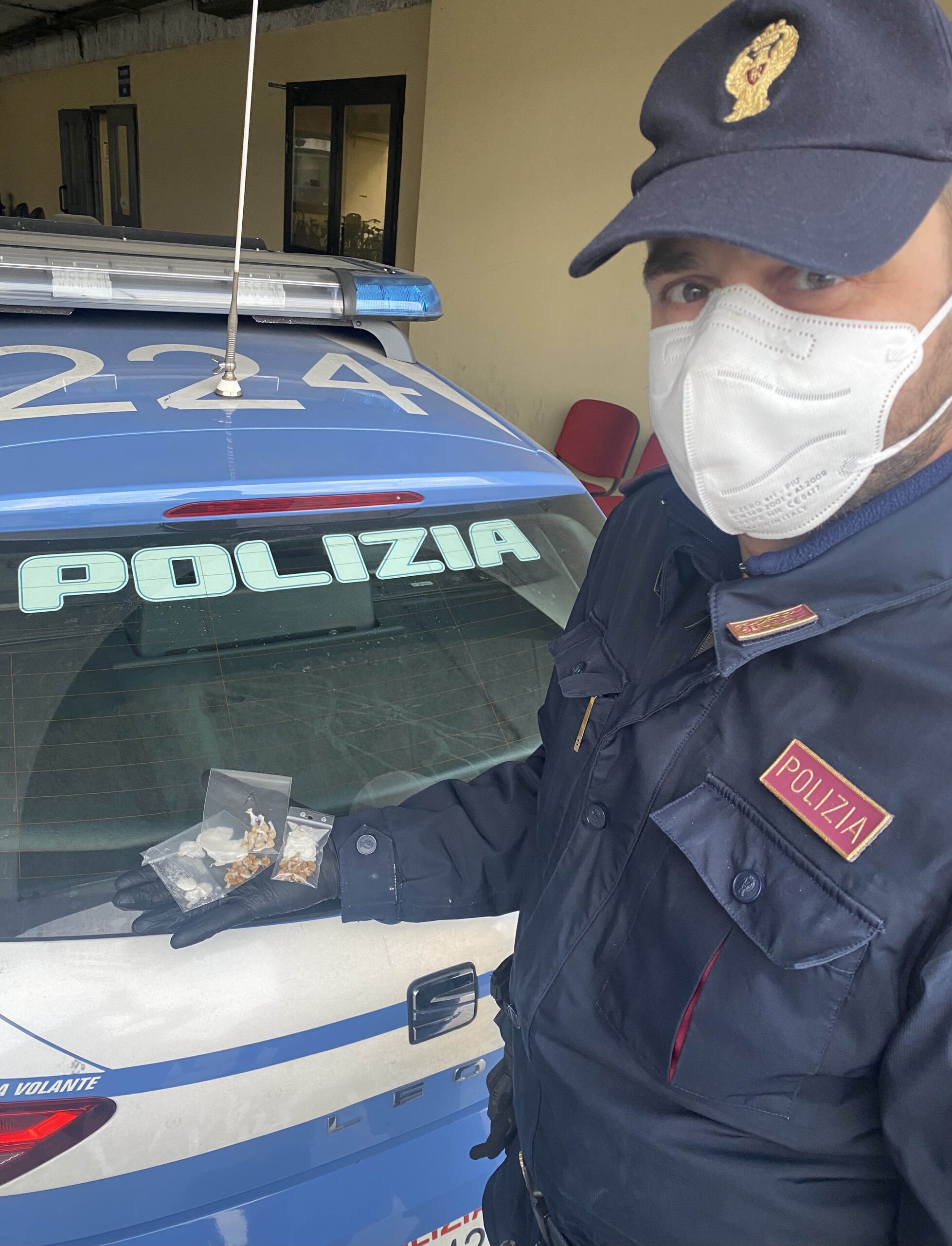 Due arresti per spaccio e tentata rapina