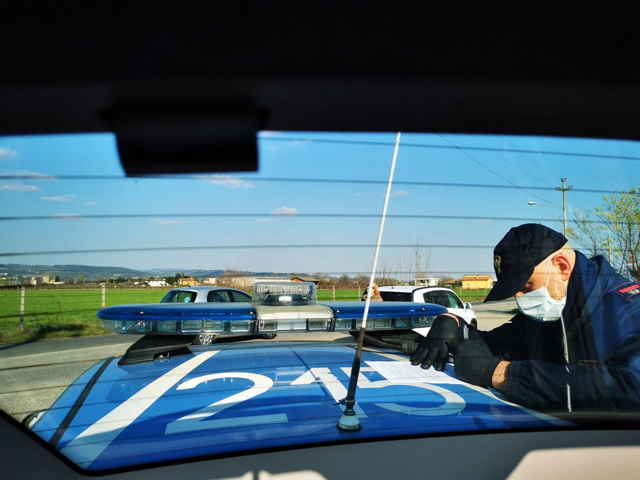 Polizia: controlli sul territorio e due arresti