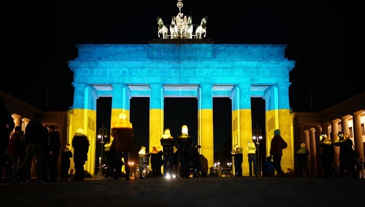 L’Arena come la Porta di Brandeburgo, questa sera diventa gialloblù in appoggio a Kiev