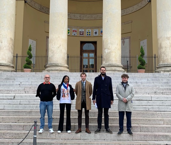 La Lega al fianco del Popolo cubano.