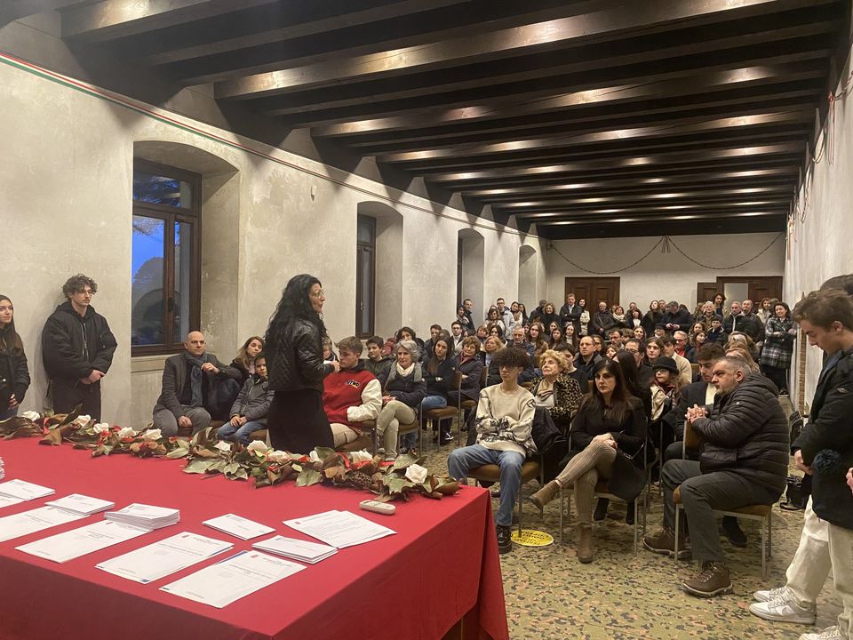 Peschiera. Consegnati gli assegni di studio per l’anno scolastico e accademico 2021/22