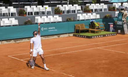 Internazionali di tennis, un pomeriggio di pioggia rimanda i match clou a martedì