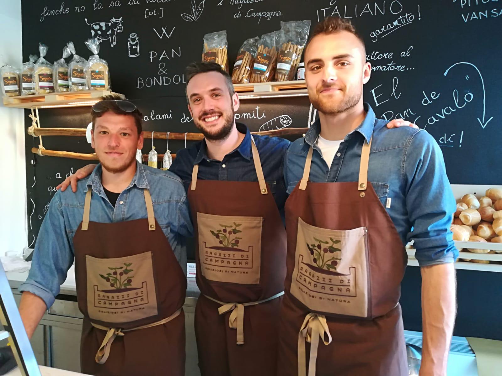 Raddoppiano i “ragazzi di campagna”, il primo store di ortofrutta a kilometro zero