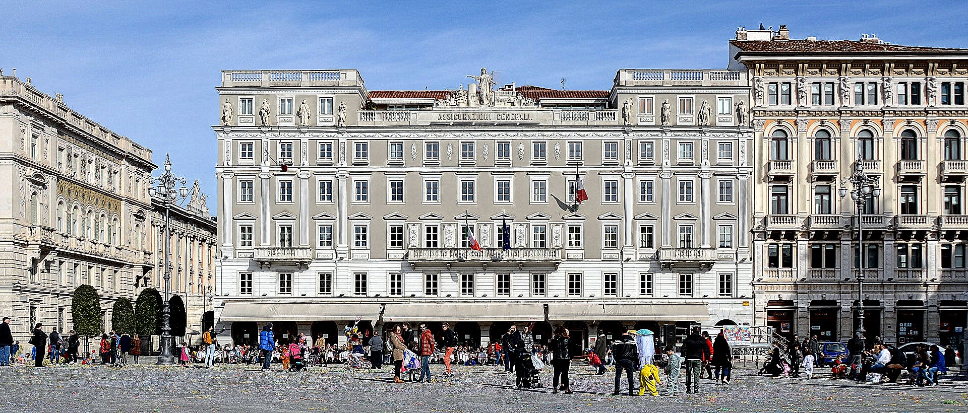 Dopo Cattolica migliorano anche i rating del gruppo Generali. Intanto a Trieste occhi puntati sulle mosse dei grandi azionisti