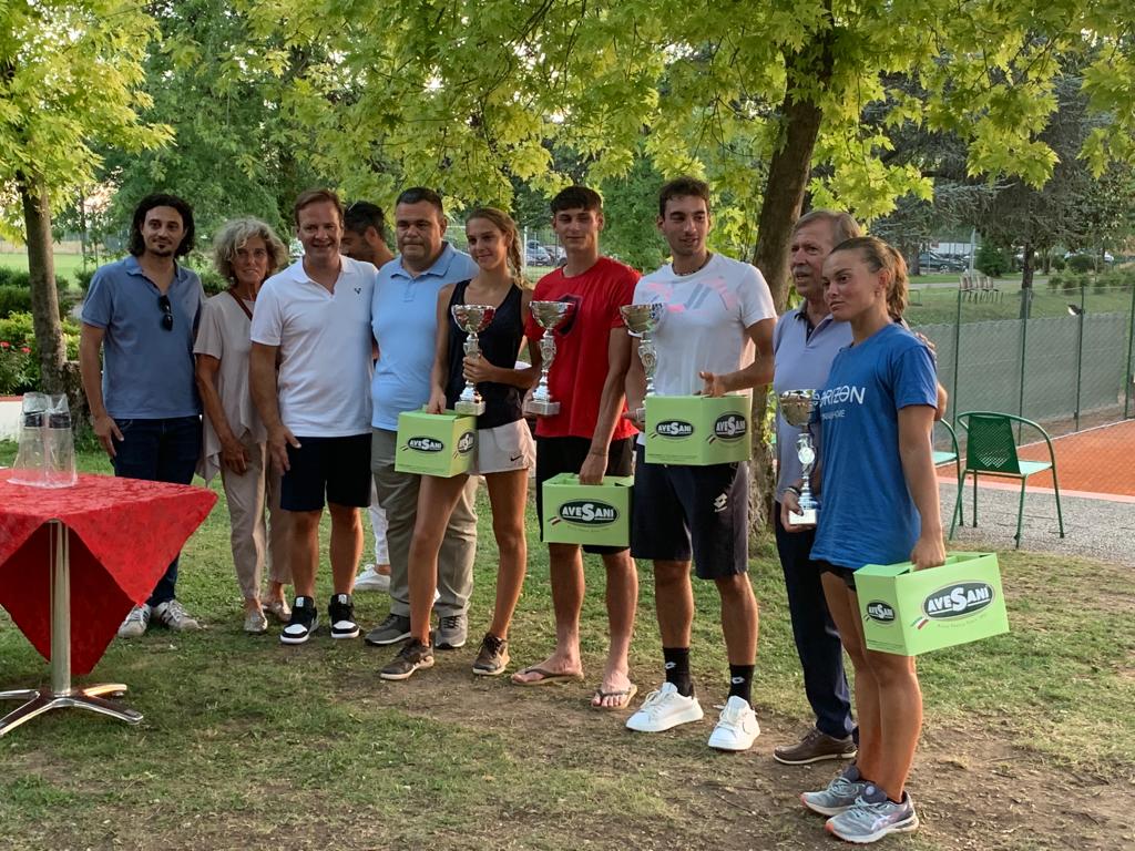 TENNIS VILLAFRANCA: AL TORNEO DI SECONDA VINCONO SCOMPARIN E CORVI