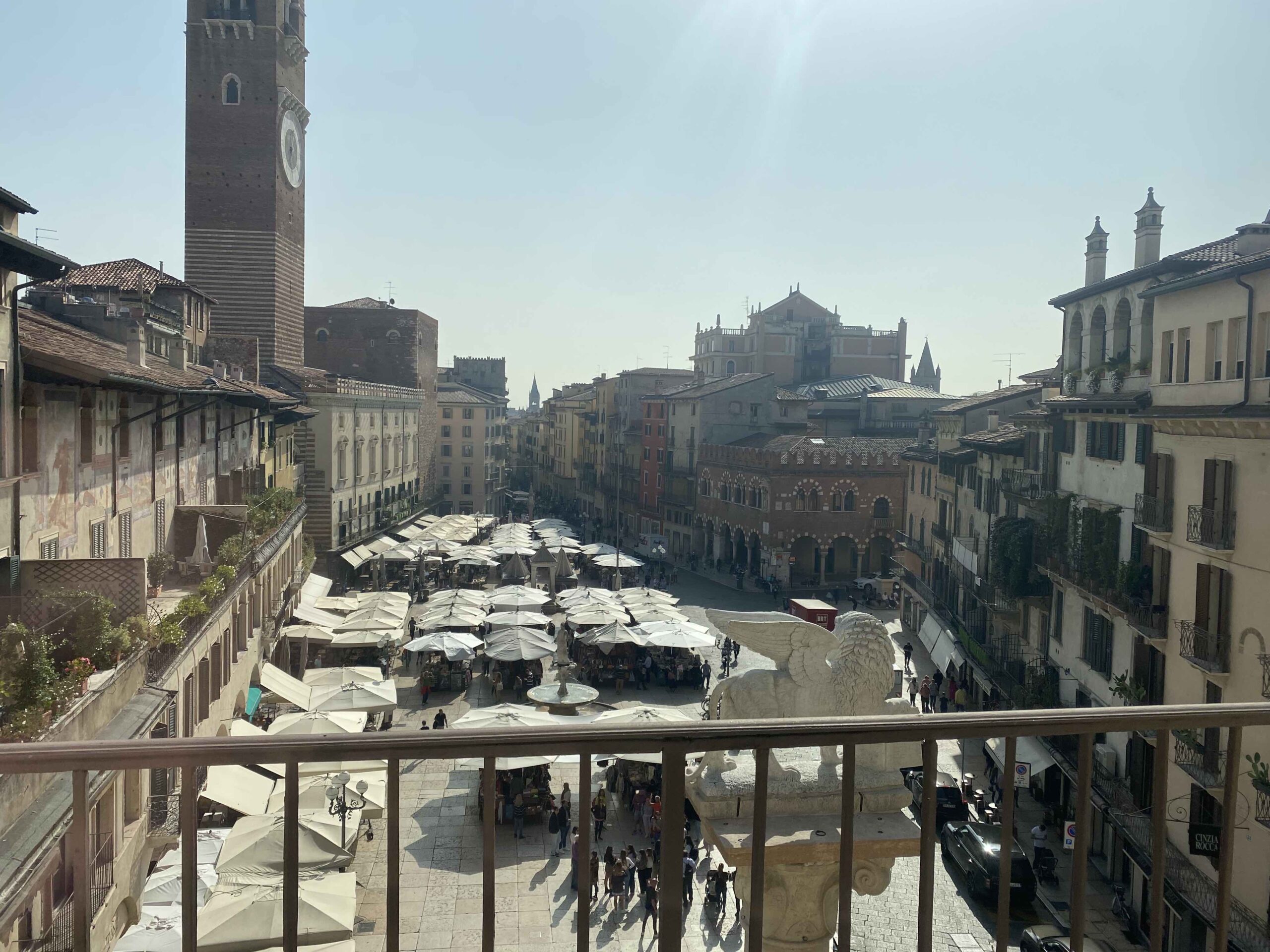 Nella classifica della qualità della vita Verona arretra al 16° posto. Male anche tutte le altre del Veneto.