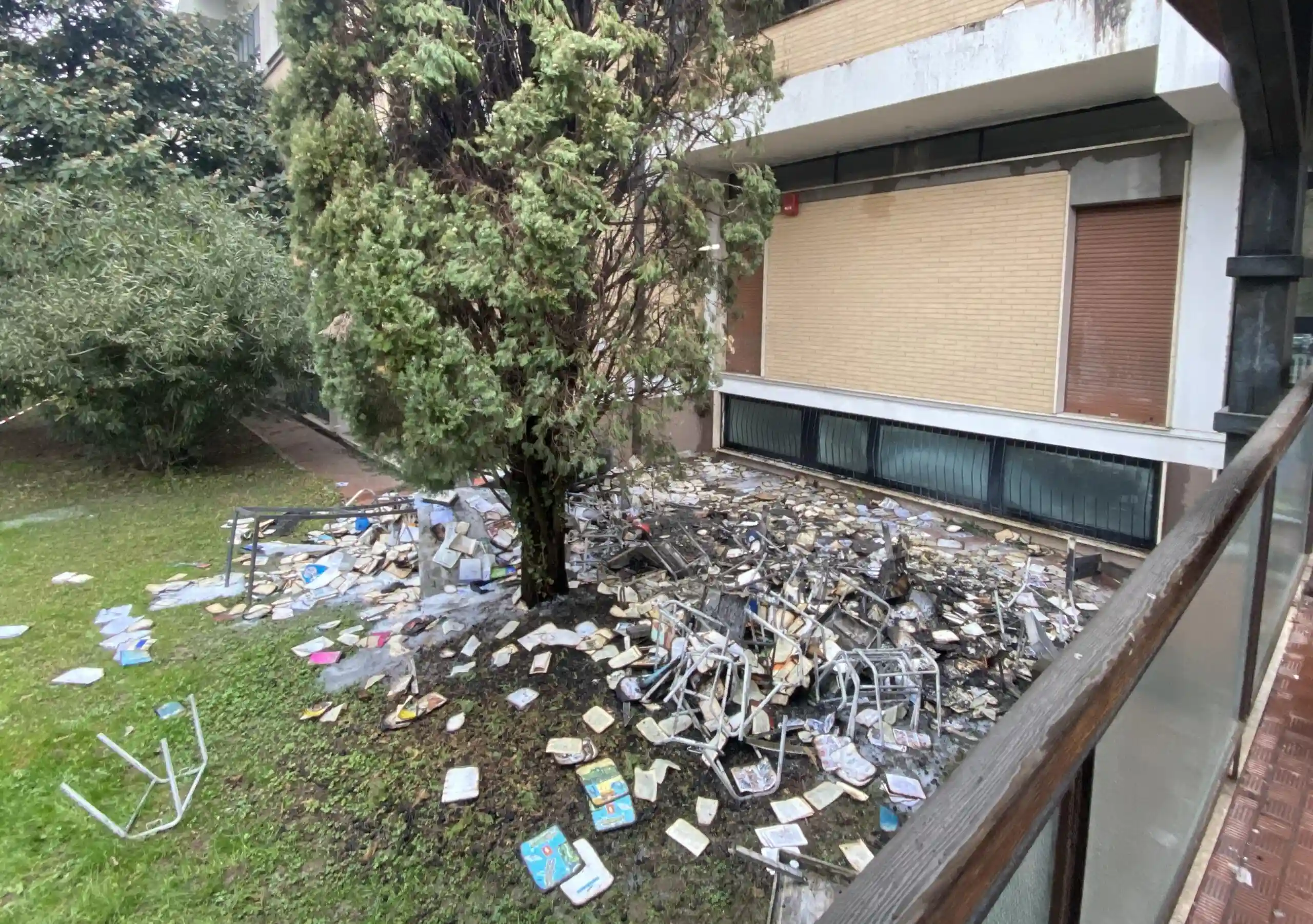 Dante Alighieri, lunedì si torna in aula