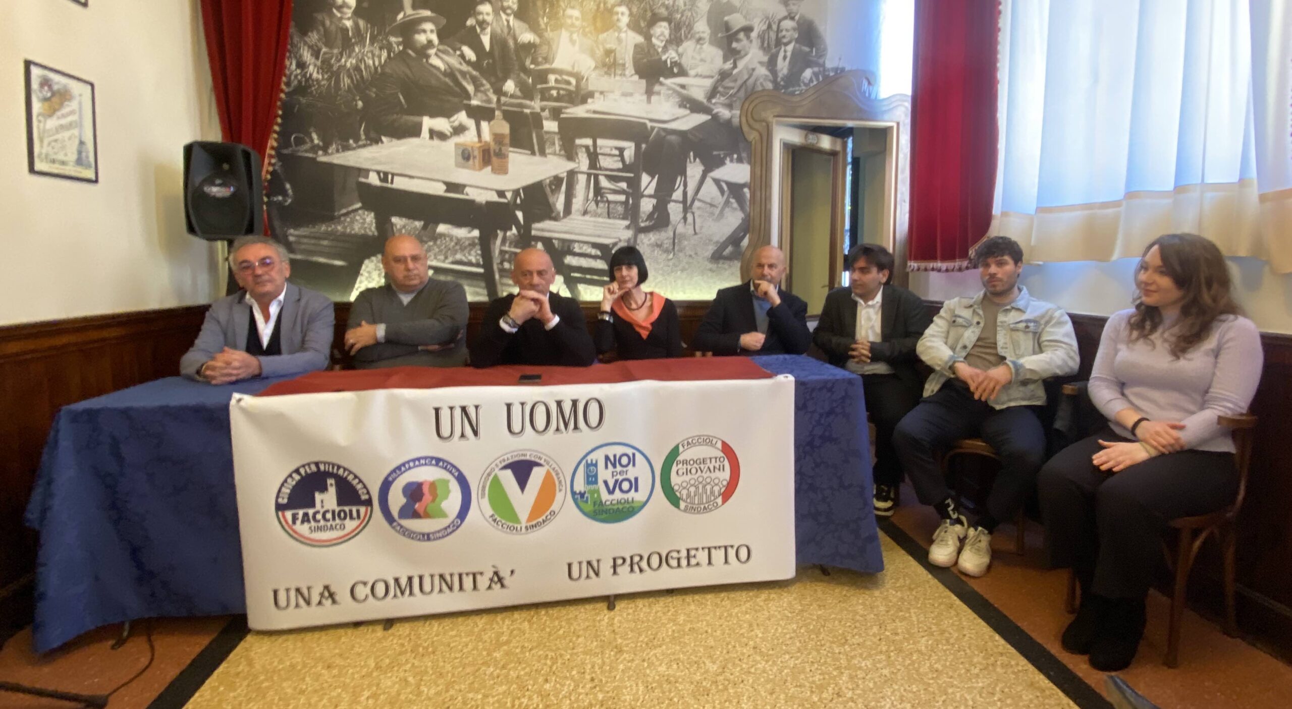 Mario Faccioli presenta le cinque liste che lo sostengono nella corsa a sindaco di Villafranca