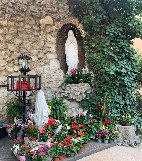 ‘La Madonnina’. Una grotta in mezzo ai palazzi di Borgo Trento