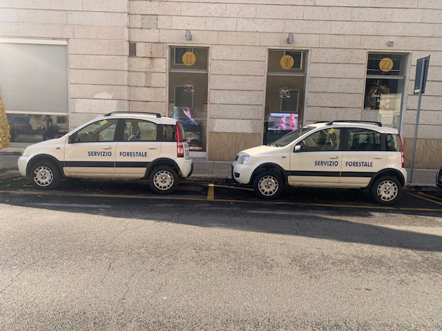 Sempre più difficile parcheggiare in Borgo Trento. Ma 2 stalli sono riservati al Servizio Forestale