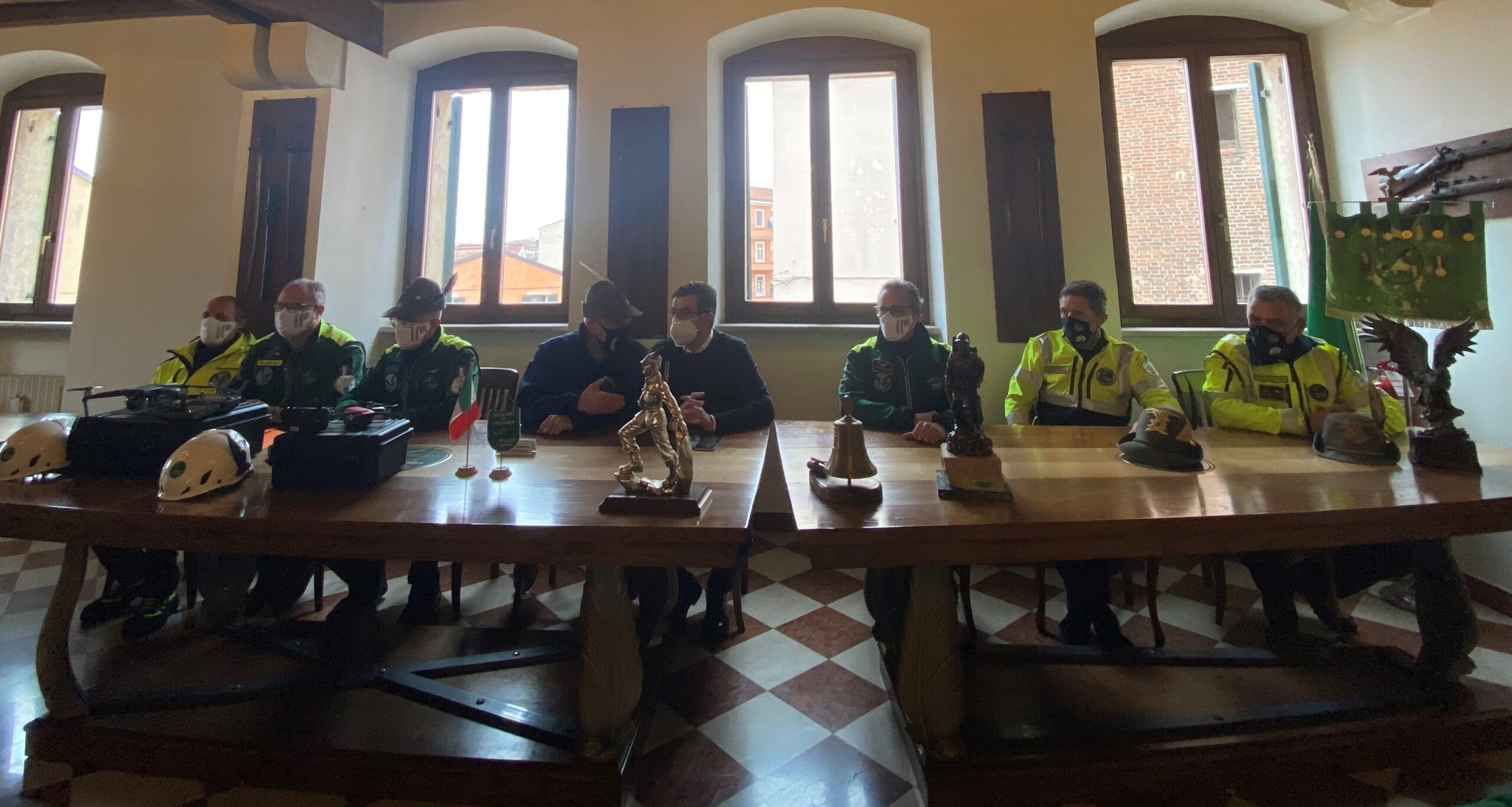Gli Alpini di Verona presidiano coi droni i Mondiali di Sci a Cortina