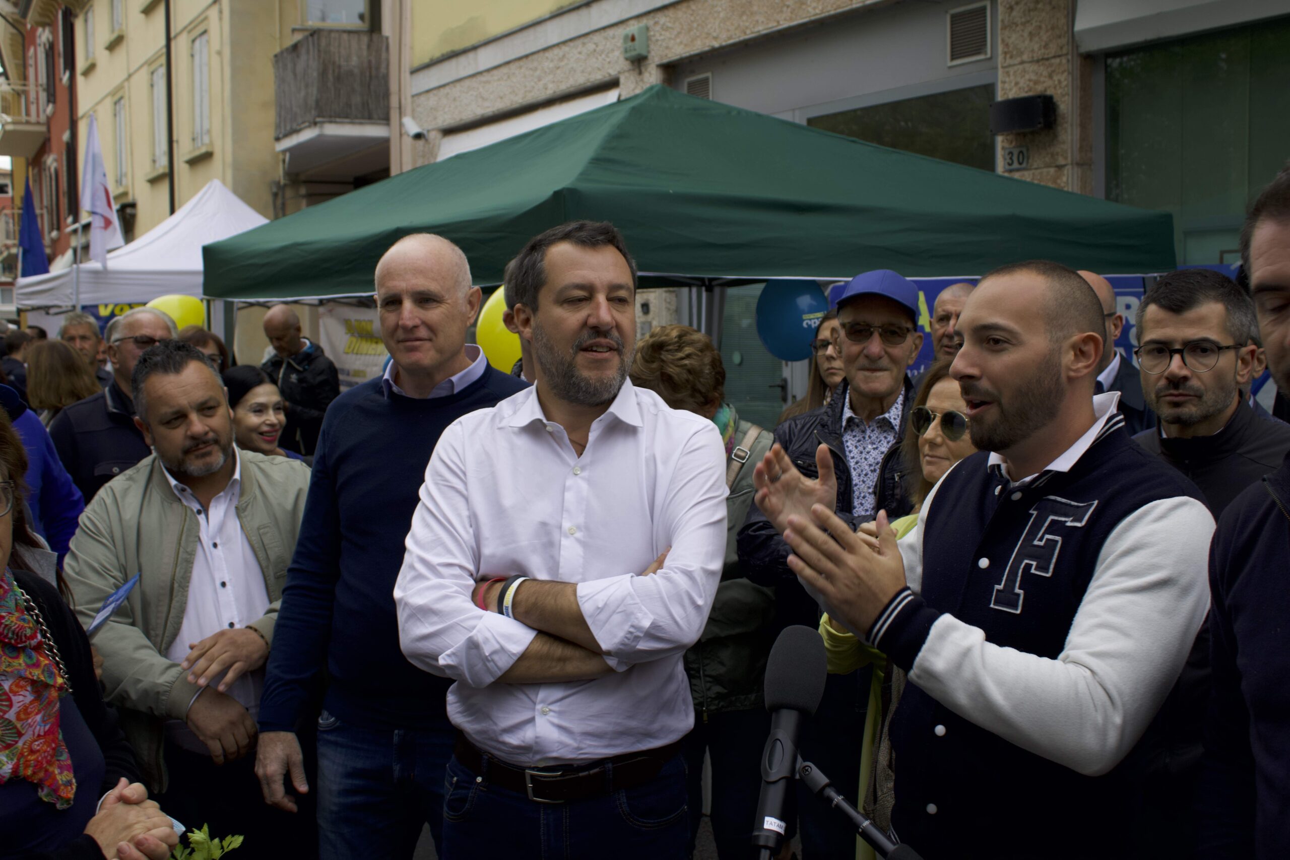 Salvini chiude a Bussolengo la campagna elettorale in Veneto.