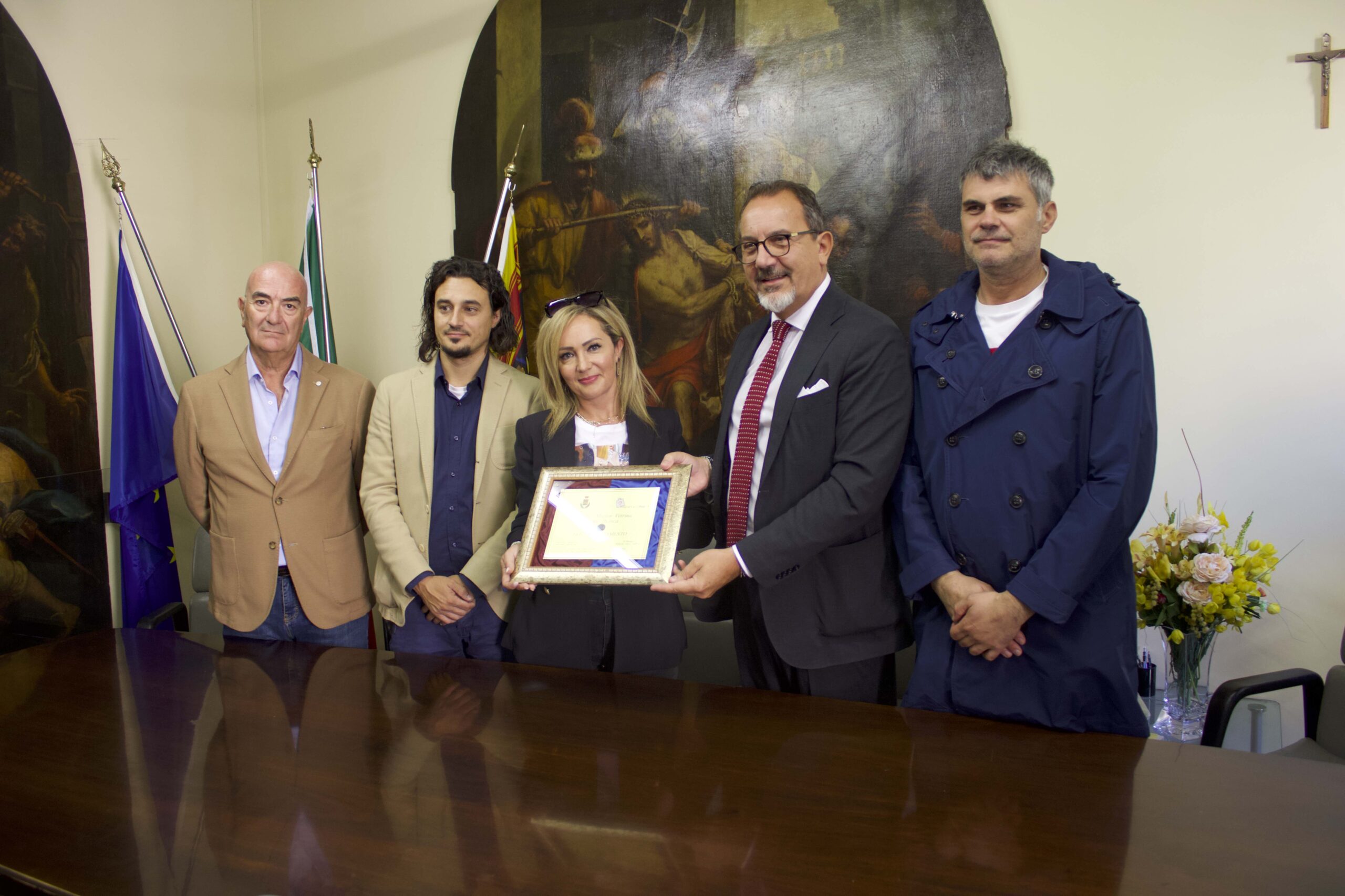 E’ stata consegnato il premio per la miglior vetrina a tema cartoon della Notte Bianca 2022 di Villafranca. 