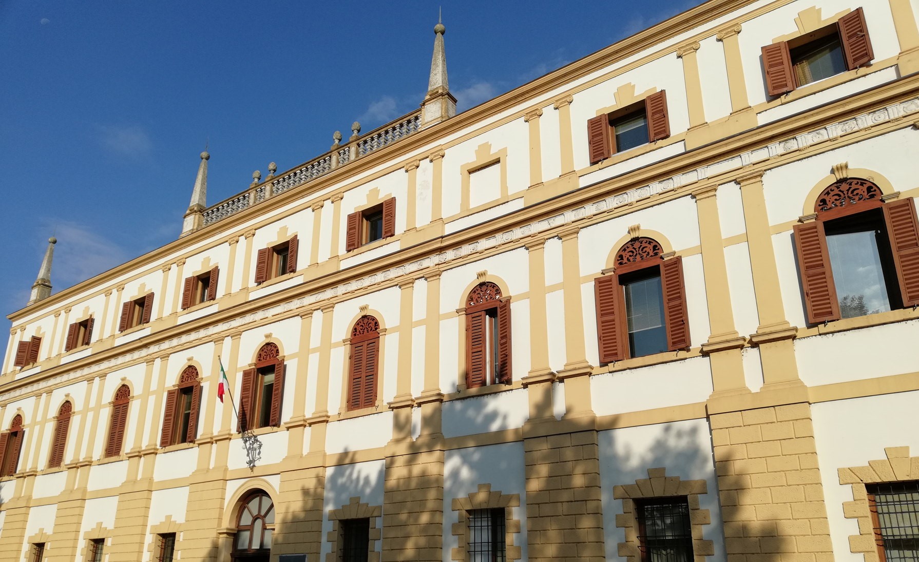 Corner Book e nuove tessere della biblioteca, disegnate dai ragazzi dell’Istituto Comprensivo “Franco Cappa”