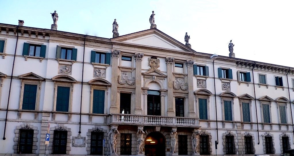 Fusione sotto l’albero per Banca di Verona e Vicenza e Cerea Banca 1897: avrà 18 mila soci e 400 dipendenti in tre regioni