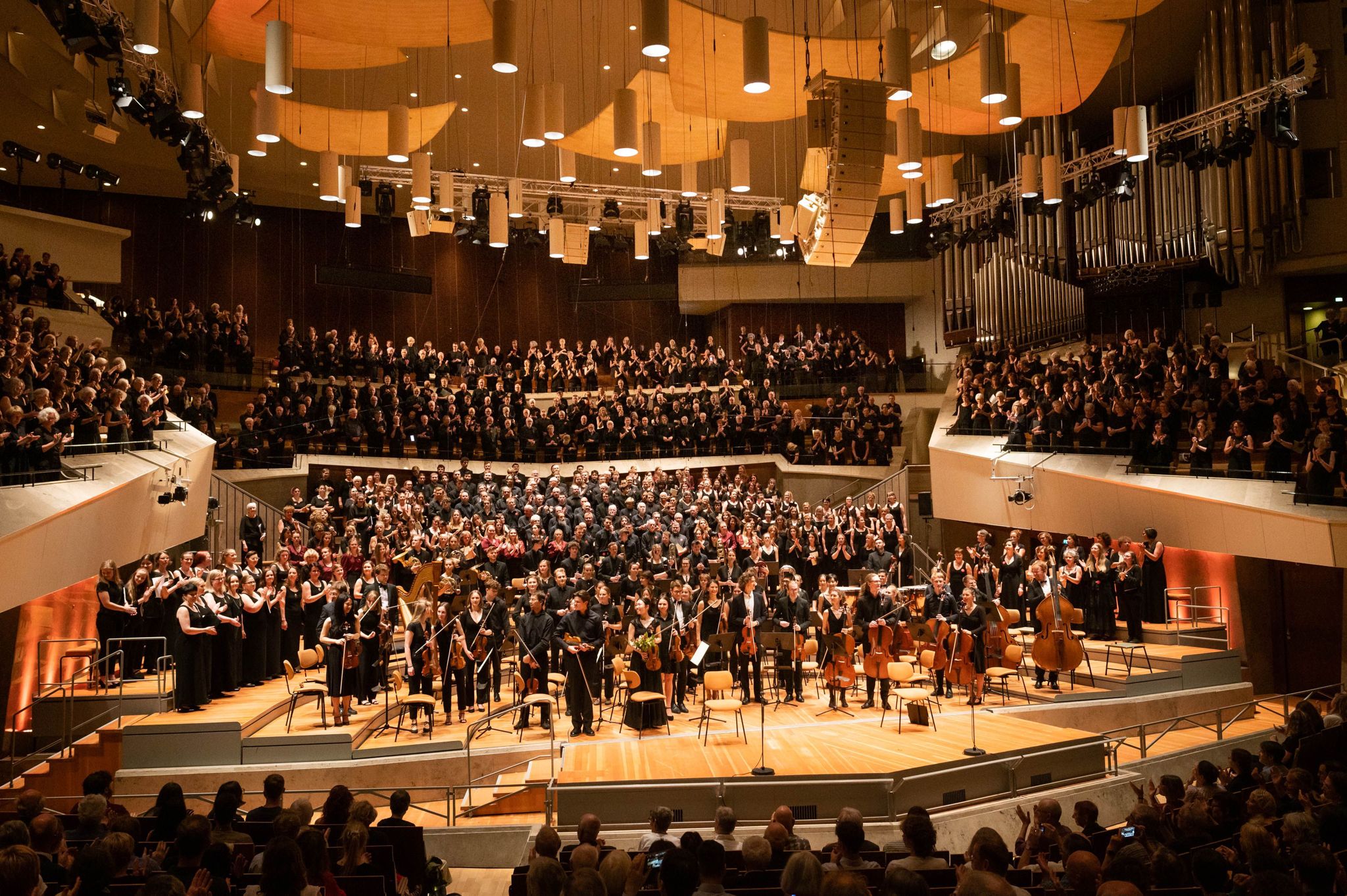 Successo di due cori veronesi nella famosa sala Philharmonie di Berlino