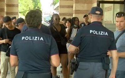 Sicurezza. La politica con l’agente che ha sparato. E anche la gente