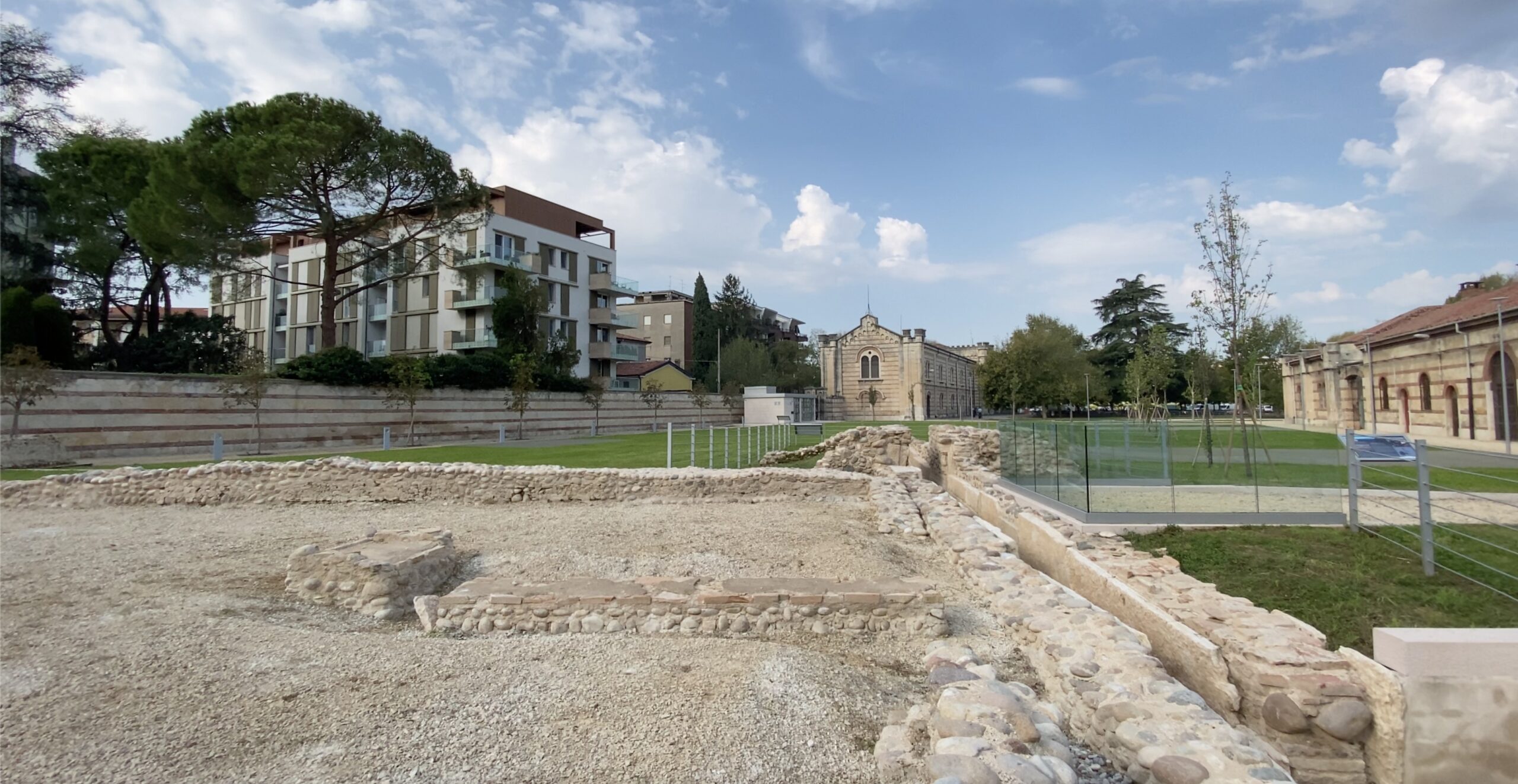 Arsenale, da oggi sono visibili i reperti archeologici romani recuperati dai lavori del nuovo parcheggio