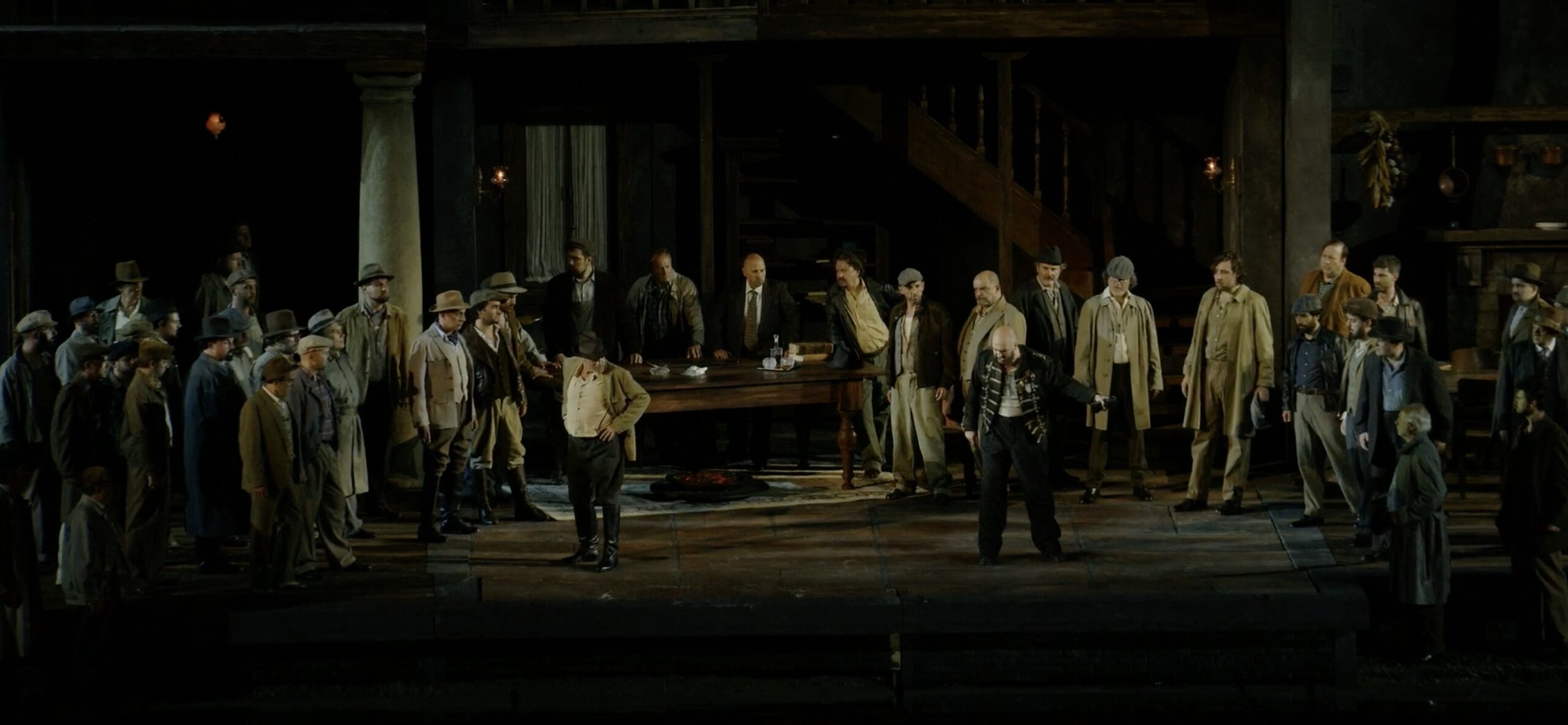 Rigoletto secondo Antonio Albanese, la sua prima esperienza da regista in Arena.