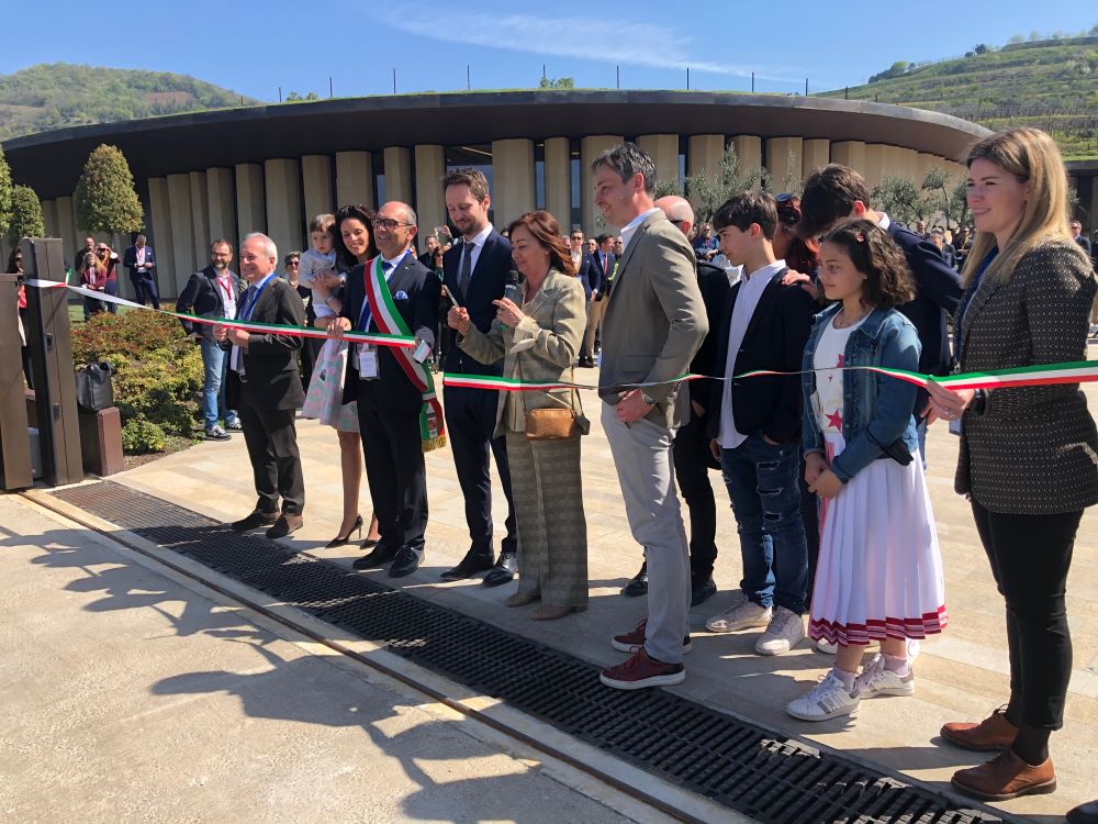 Pieropan, ecco la nuova cantina di Soave dedicata a Leonildo