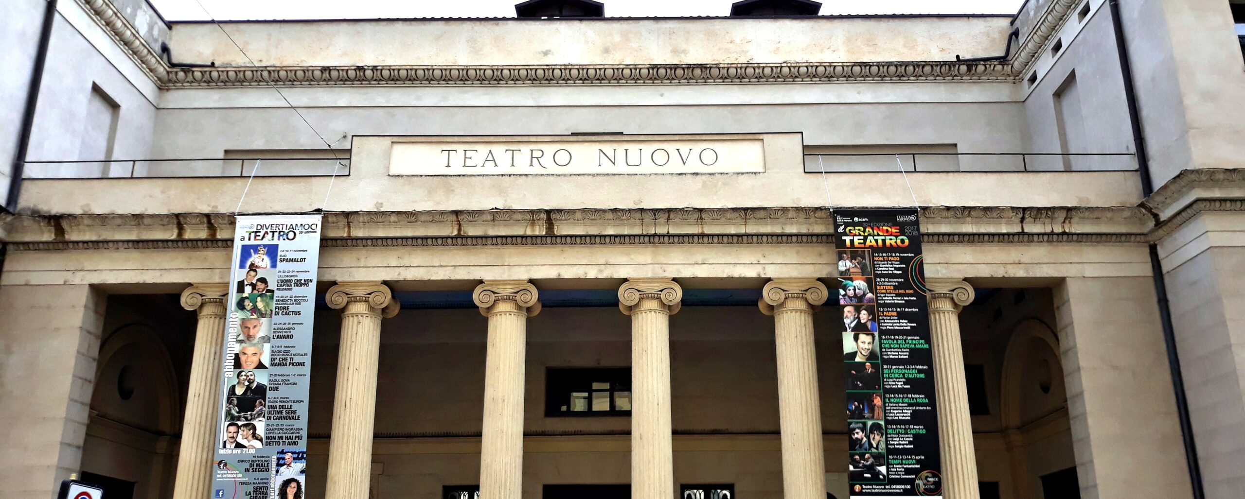 Veronica Pivetti da martedì 15 va in scena al Teatro Nuovo con gli anni ’20 di “Stanno sparando sulla nostra canzone”
