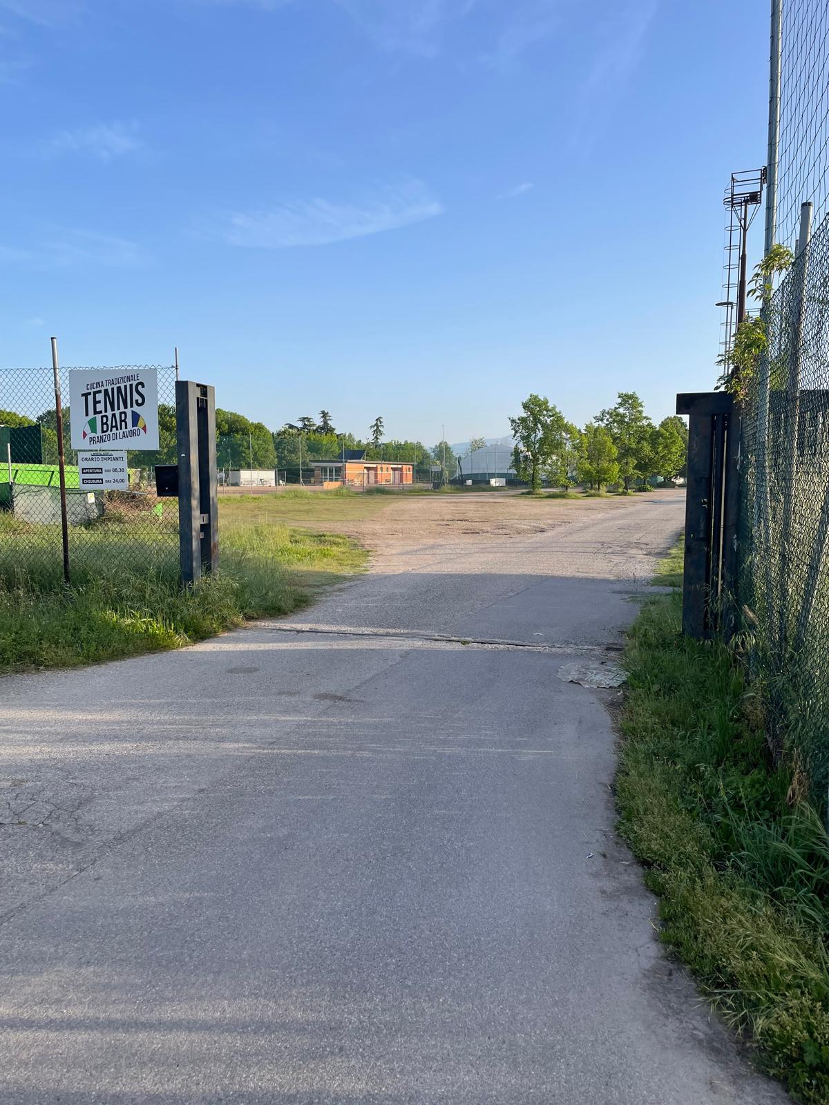 Giovedì 2 maggio partono i lavori al parcheggio degli impianti sportivi di Villafranca