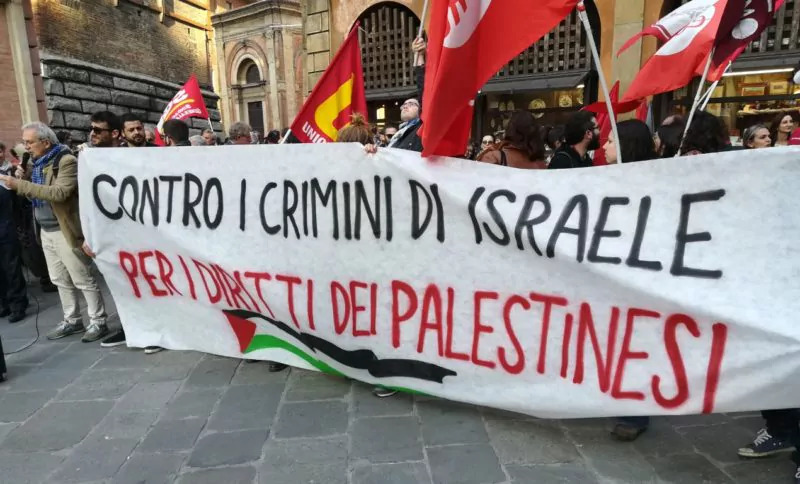 Antisemiti e di sinistra, il vero volto dei progre che stanno coi terroristi. Anche nella pavida Verona