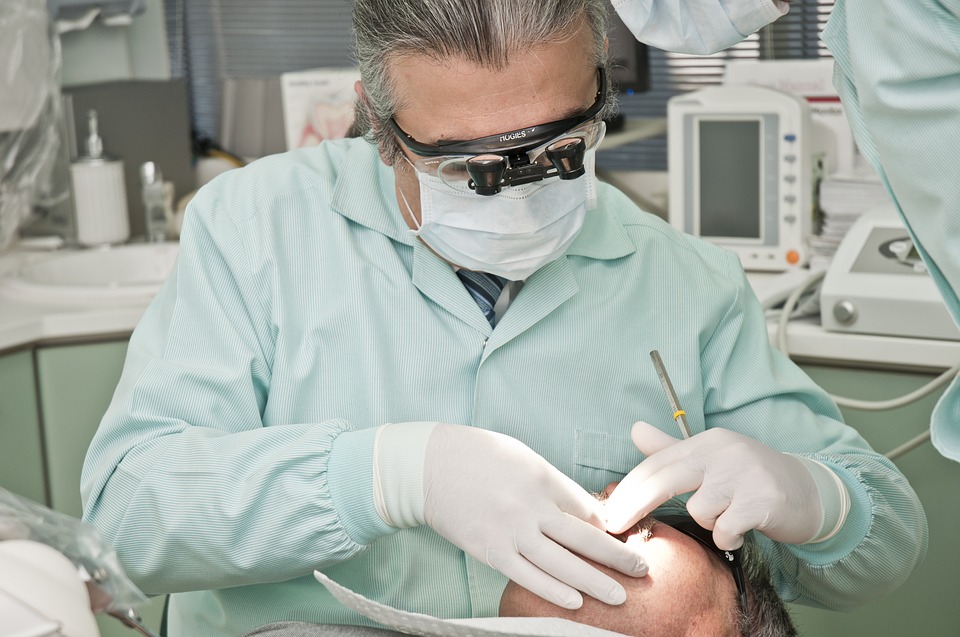 Vaccini dal dentista come in Germania. Perché no?