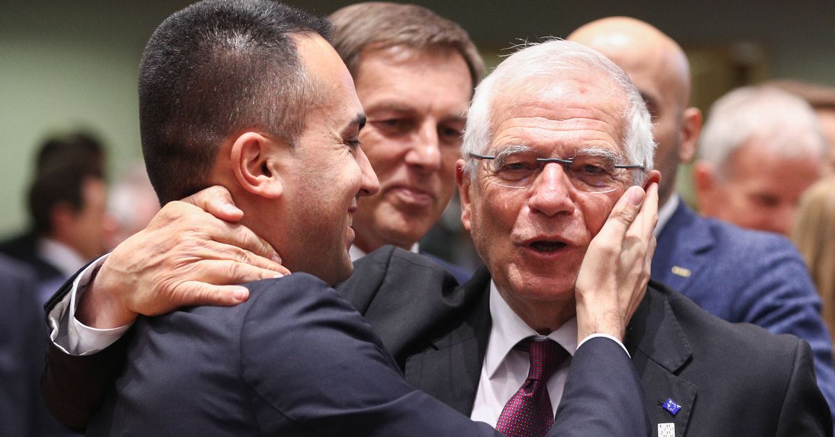 Borchia contro l’eurocommissario Borrell: «nel Golfo manda un incompetente, il signor Di Maio»