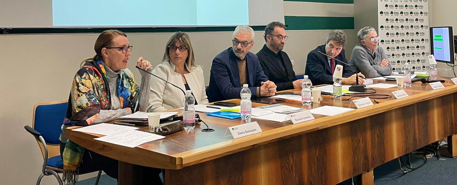 Donazzan alla Cisl veronese. Contrattazione fra le parti sociali al posto del dibattito sul salario minimo