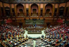Ripristinare l’immunità parlamentare per il buon funzionamento della democrazia