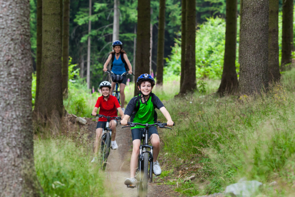 Agosto con FIAB: imparare divertendosi con un mini-corso per bambini e famiglie in collaborazione con la Polizia Municipale