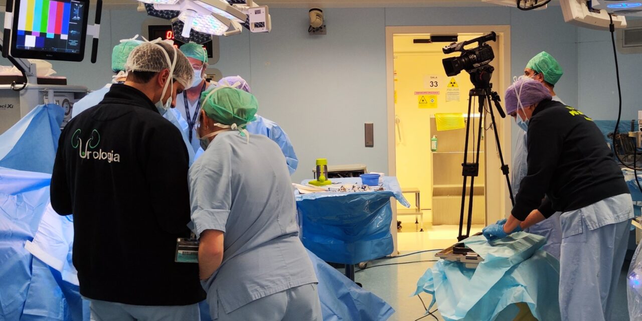 Urologia,  operazione in mondovisione per 12 chirurghi