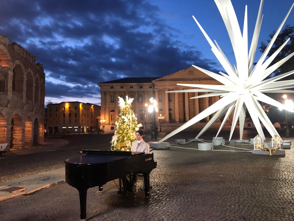 Dalla cometa della Bra, Matteo Bocelli suona per Good Morning America