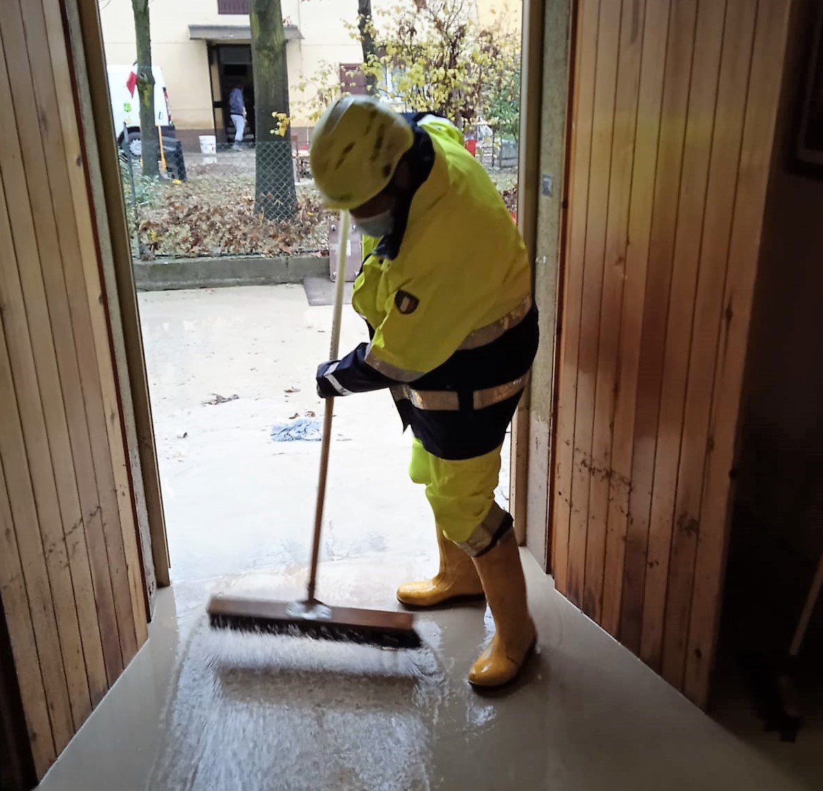 Esondazione del Panaro: 40 volontari veronesi (con due farmacisti) in soccorso a Nonantola da dodici paesi