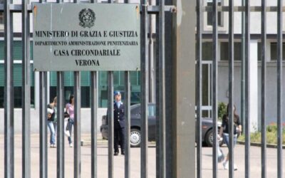 Montorio, sequestro di droga nel carcere. Aggrediti gli agenti che ora chiedono misure più severe