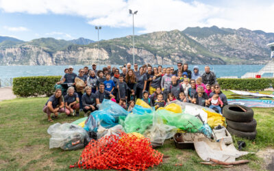 Malcesine, 220 chilogrammi di rifiuti recuperati domenica dai volontari lungo spiagge e sentieri