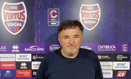 Virtus Verona, Fresco analizza il successo sull’Arzignano: “I cambi sono stati decisivi. Tutti i miei calciatori sono potenziali titolari”