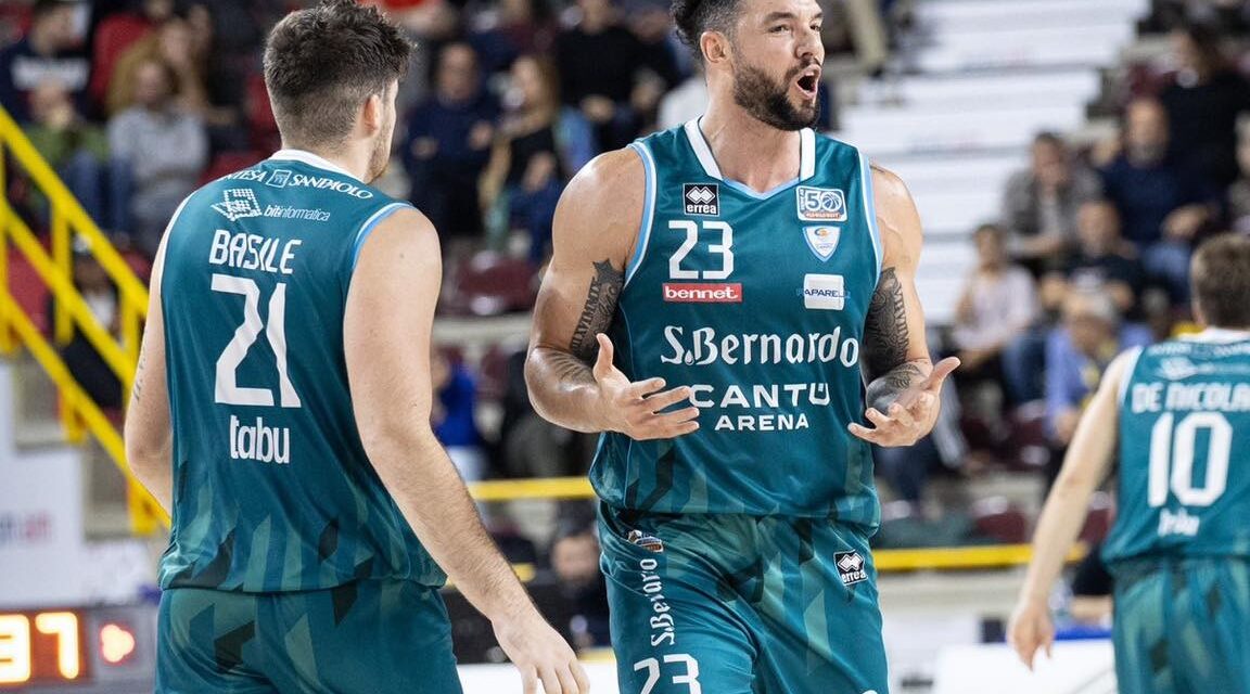 Scaligera Basket, non basta Jacob Pullen e un gran primo tempo: sorpasso nel finale e passa Cantù