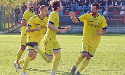 Il ChievoVerona conquista un successo pesante. Club Milano battuto 2-1 