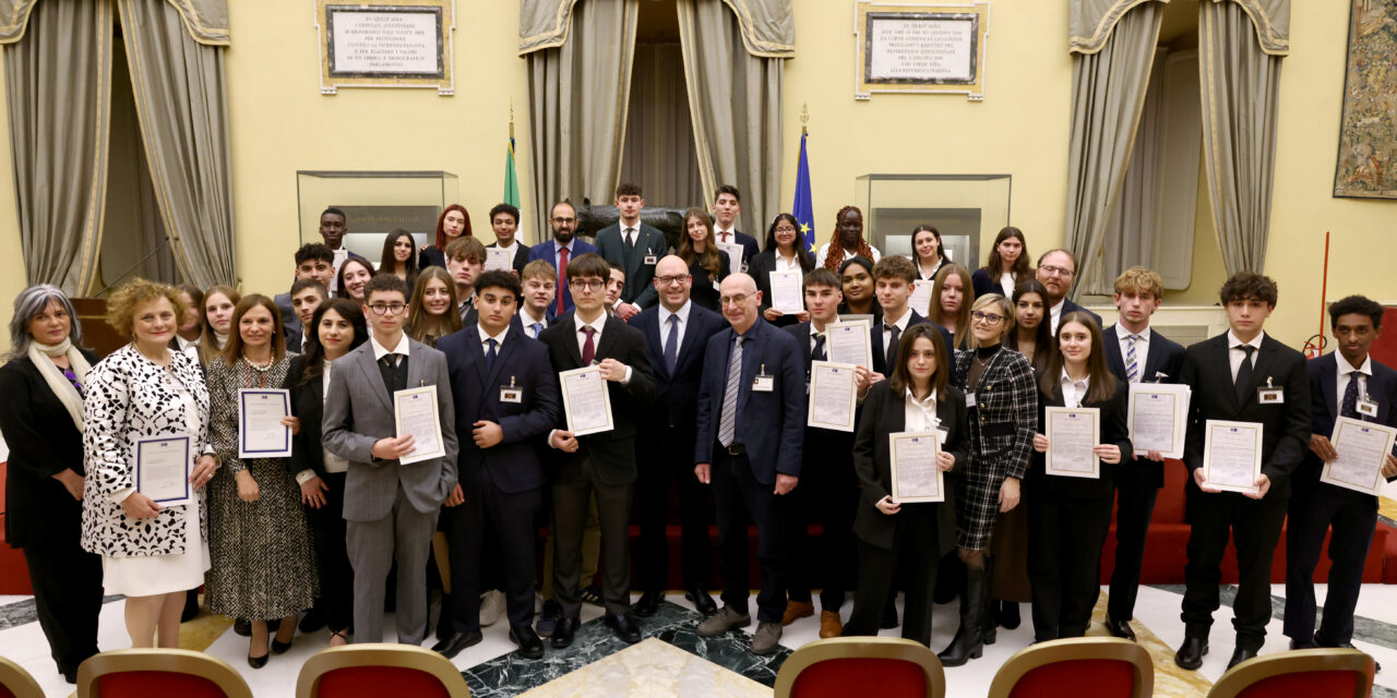 Il Carlo Anti va a Montecitorio. Lorenzo Fontana: “Non smettete mai di appassionarvi”