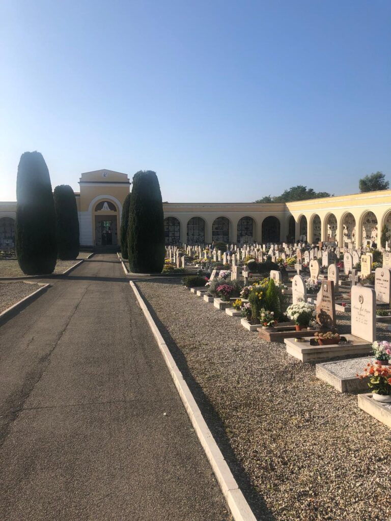 2 novembre. Uno sguardo sui nostri cimiteri