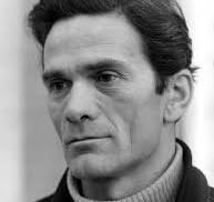 Pasolini parla a Gramsci nel Cimitero acattolico di Roma