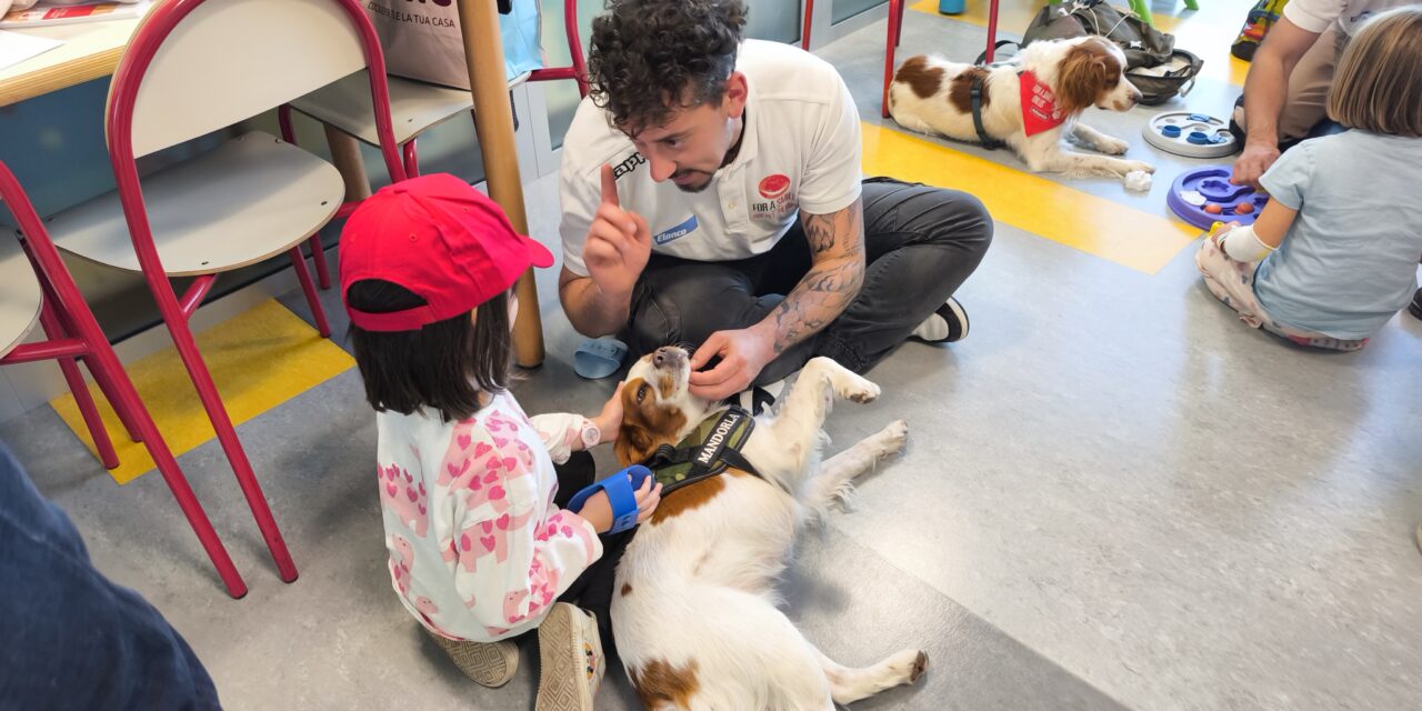 “Basta una zampa”. Anche i cani possono visitare i bimbi ricoverati