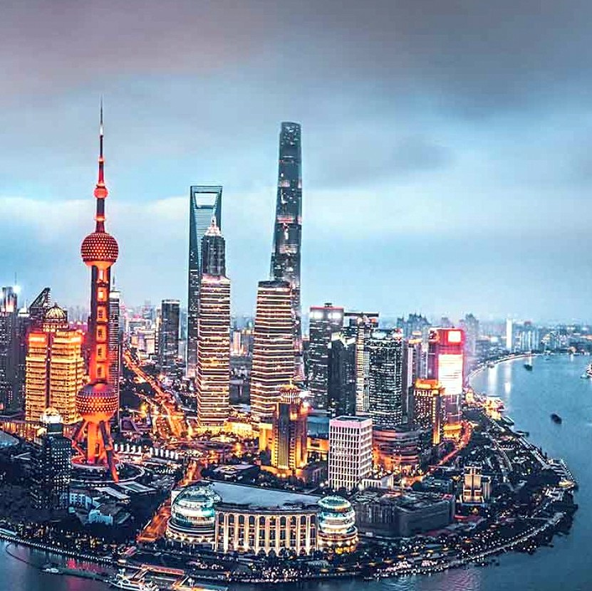 Lo skyline di Shanghai, simbolo della nuova Cina