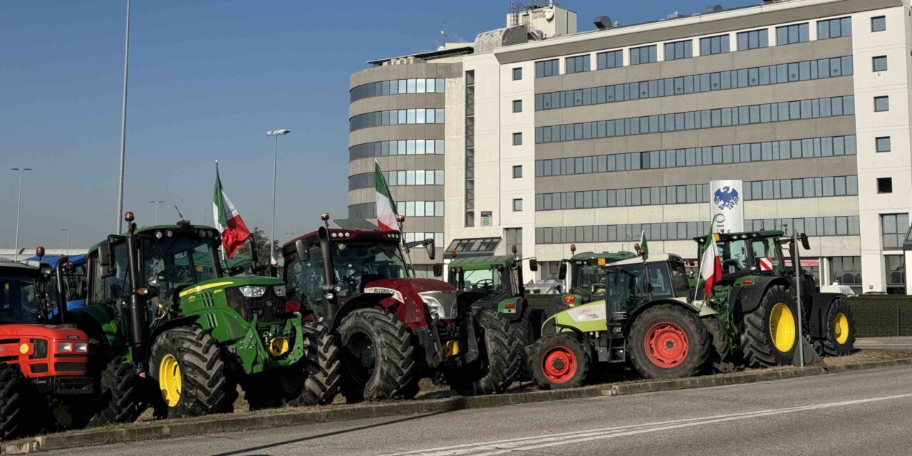 Il popolo dei trattori torna sulle strade. E’ passato un anno ma tutto è come prima