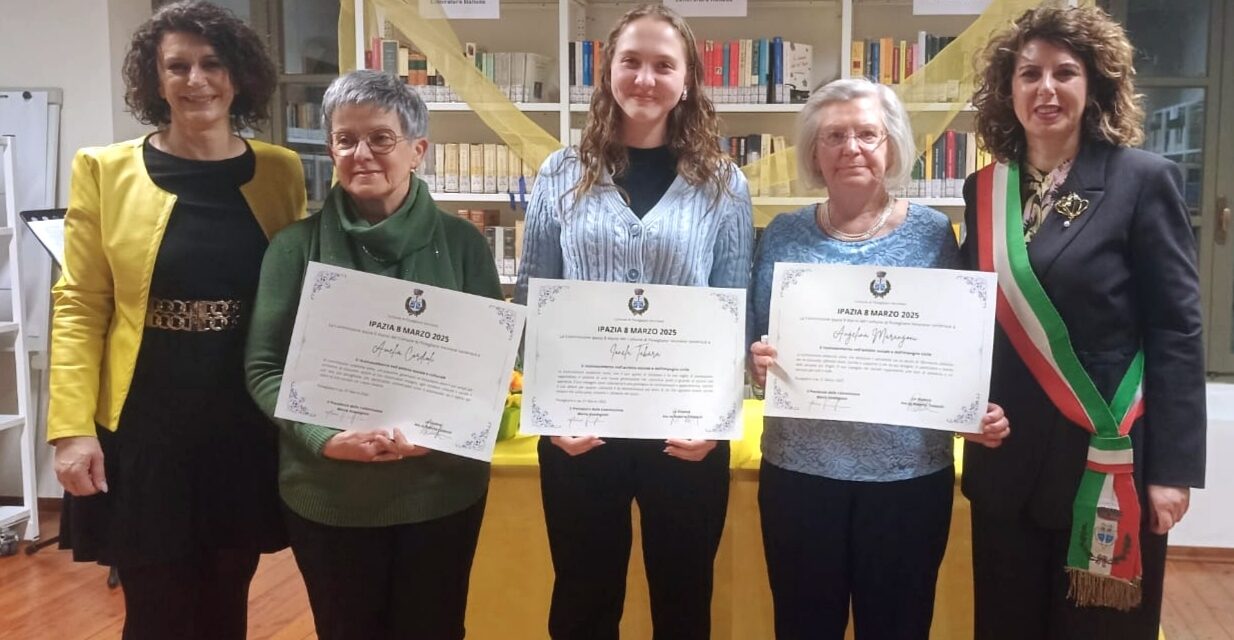 Nel segno di Ipazia: Povegliano celebra tre eccellenze femminili per l’8 Marzo. Tedeschi: “Commossa dalla storia di Ionela, le pari opportunità siano estese anche alla cittadinanza”